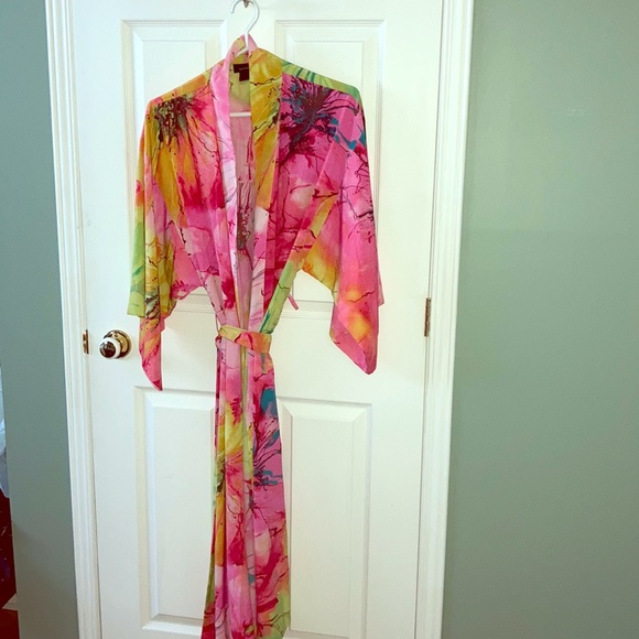 Natori robe - Picture 2 of 5